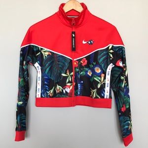 Cropped Nike Jacket